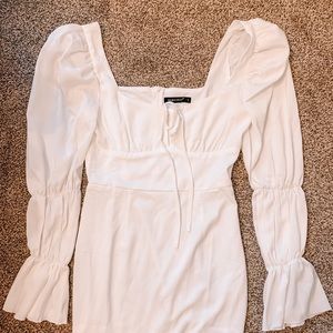 White long sleeve dress